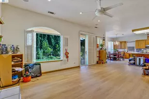 2257 Octavia Ct, Tracy, CA 95377 - Photo 13