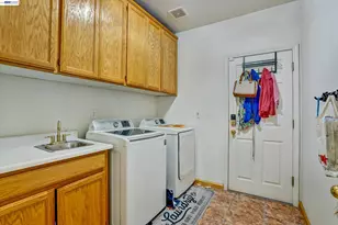 2257 Octavia Ct, Tracy, CA 95377 - Photo 39