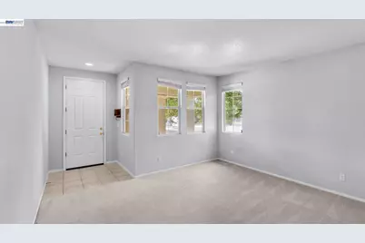 3199 Maui St, West Sacramento, CA 95691 - Photo 7