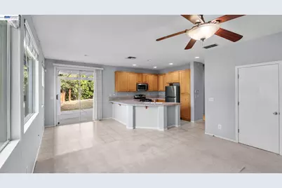 3199 Maui St, West Sacramento, CA 95691 - Photo 9