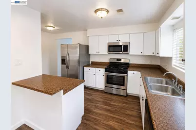 1307 Cathay Dr, San Jose, CA 95122 - Photo 5
