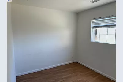 1307 Cathay Dr, San Jose, CA 95122 - Photo 7