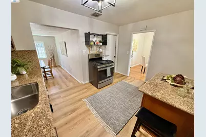 15350 Dewey St, San Leandro, CA 94579 - Photo 23
