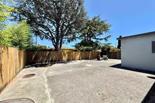 15350 Dewey St, San Leandro, CA 94579 - Photo 57