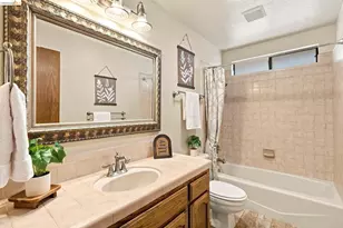 4841 Spinnaker Way, Discovery Bay, CA 94505 - Photo 17