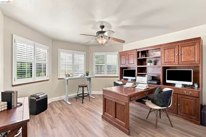 4841 Spinnaker Way, Discovery Bay, CA 94505 - Photo 13