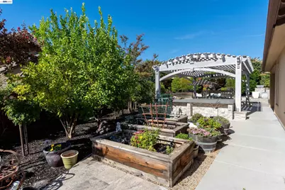 2063 Reserva Court, Brentwood, CA 94513 - Photo 49