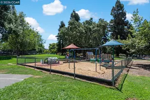 1536 Wendy Dr, Pleasant Hill, CA 94523 - Photo 43