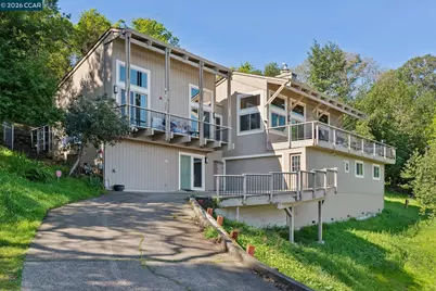 66 Bridge Rd, Novato, CA 94945 - Photo 3