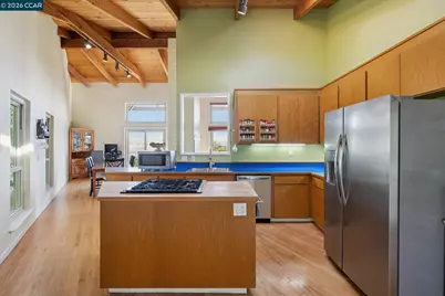66 Bridge Rd, Novato, CA 94945 - Photo 19