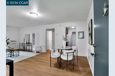 1660 Laguna #B, Concord, CA 94520 - Photo 3