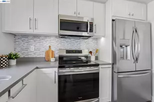 1110 Ironwood Rd, Alameda, CA 94502 - Photo 15