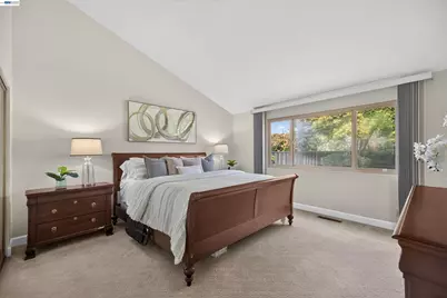2534 Marsh Dr, San Ramon, CA 94583 - Photo 25
