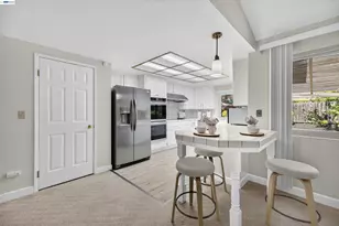 2534 Marsh Dr, San Ramon, CA 94583 - Photo 13