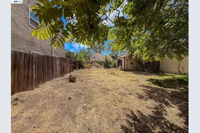 268 17th St, Pittsburg, CA 94565 - Photo 3