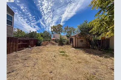 268 17th St, Pittsburg, CA 94565 - Photo 7