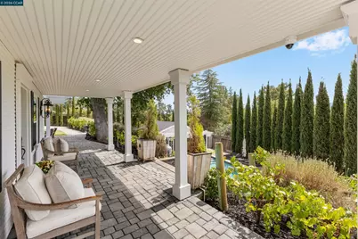 950 Country Lane, Walnut Creek, CA 94596 - Photo 9