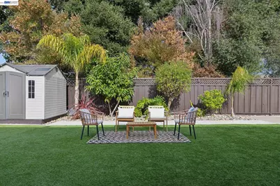 15040 Costela St, San Leandro, CA 94579 - Photo 49