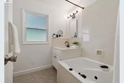 15040 Costela St, San Leandro, CA 94579 - Photo 33
