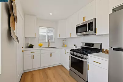5441-5445 Bancroft, Oakland, CA 94601 - Photo 11