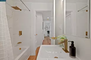 5441-5445 Bancroft, Oakland, CA 94601 - Photo 21