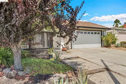 2908 Pear St, Antioch, CA 94509 - Photo 5