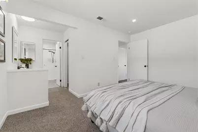1363 Swallowtail Rd, Concord, CA 94521 - Photo 17