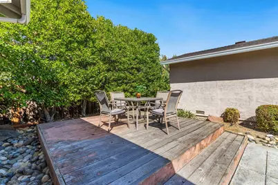 1363 Swallowtail Rd, Concord, CA 94521 - Photo 29
