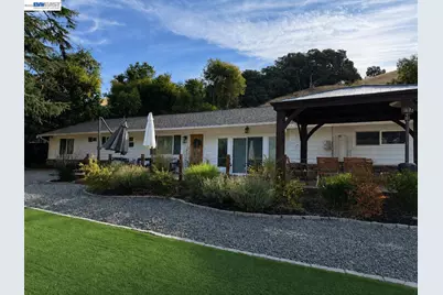 9338 Crow Canyon Rd, Castro Valley, CA 94552 - Photo 1