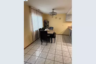 578 4th St, Tracy, CA 95376 - Photo 3