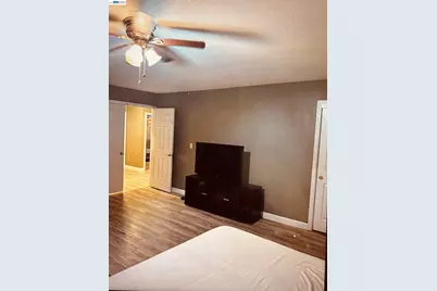578 4th St, Tracy, CA 95376 - Photo 11