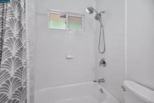 105 15th St, Antioch, CA 94509 - Photo 17