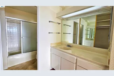 555 Pierce St #937, Albany, CA 94706 - Photo 15