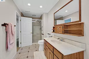 34232 Atteridge Pl, Fremont, CA 94555 - Photo 35