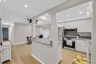 34232 Atteridge Pl, Fremont, CA 94555 - Photo 9