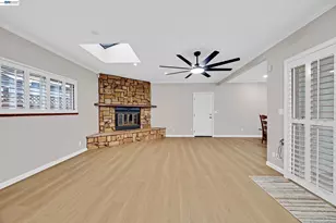 34232 Atteridge Pl, Fremont, CA 94555 - Photo 15