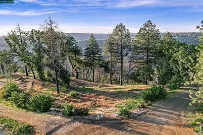 6479 Gregory Ln, Paradise, CA 95969 - Photo 23