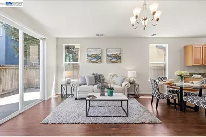 9424 Dunbar Dr, Oakland, CA 94603 - Photo 27