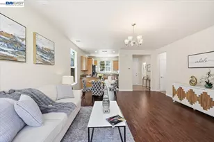 9424 Dunbar Dr, Oakland, CA 94603 - Photo 29
