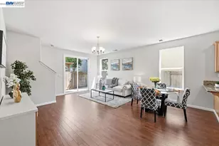 9424 Dunbar Dr, Oakland, CA 94603 - Photo 9