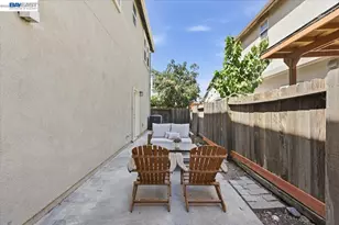 9424 Dunbar Dr, Oakland, CA 94603 - Photo 73