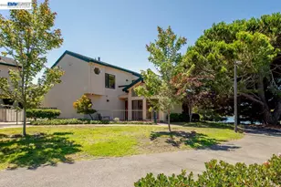 918 Ironwood Rd, Alameda, CA 94502 - Photo 3