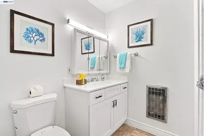 2137 Otis Dr #101, Alameda, CA 94501 - Photo 17