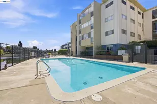 2137 Otis Dr, Alameda, CA 94501 - Photo 27