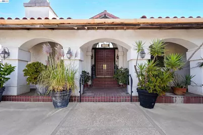 16989 Brierly Ct, Castro Valley, CA 94546 - Photo 3