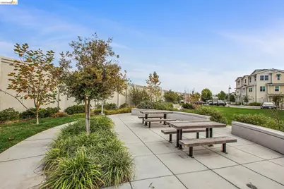 3207 Jetty Dr, Richmond, CA 94804 - Photo 37