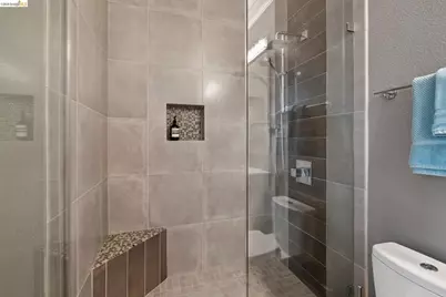 3207 Jetty Dr, Richmond, CA 94804 - Photo 27