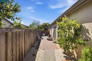 2420 Rushcreek Pl, Vallejo, CA 94591 - Photo 47
