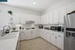 2420 Rushcreek Pl, Vallejo, CA 94591 - Photo 33