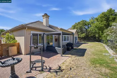 2420 Rushcreek Pl, Vallejo, CA 94591 - Photo 45